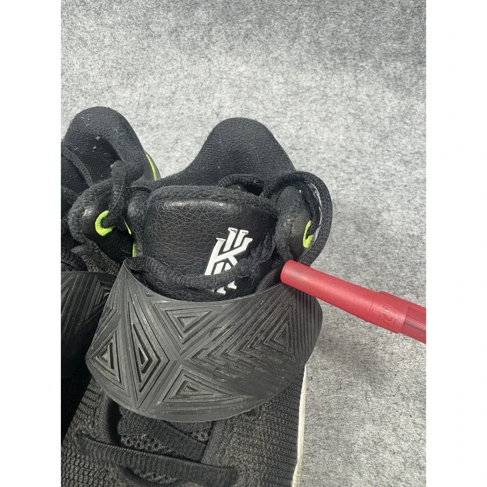 Nike‎ Kyrie 6 Basketball Shoes 1Y Black Volt Midfoot Strap